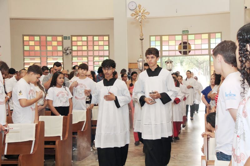 Missa de Crisma dos Catequizandos da Catedral N. S. de Fátima e Comunidades Parte I